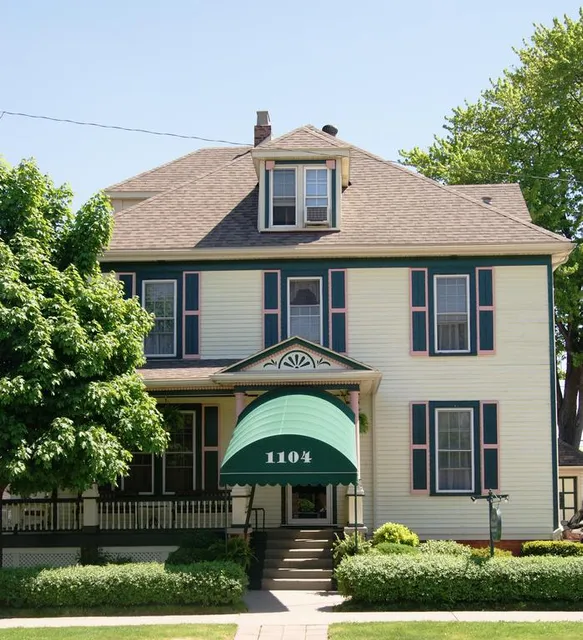 Ye Olde Walkerville Bed & Breakfast - Windsor