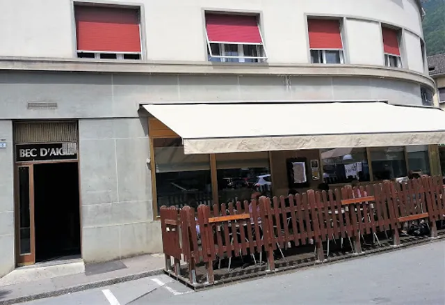 Café de la Place 'Chez Marie'