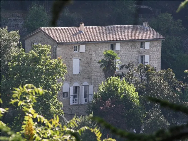 VENDU Chambres d'hôtes La maison aux escalades