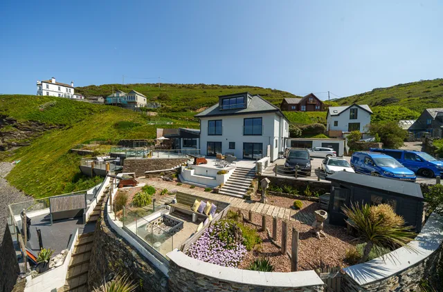 Beach House Smugglers Cove