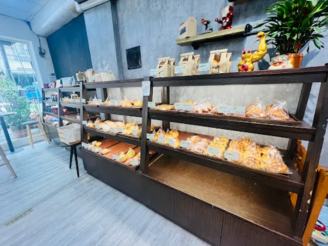 73 Rocklea 早午餐/手作麵包/咖啡/甜點下午茶（烏日店）平日供餐至下午2點/假日供餐至下午4點