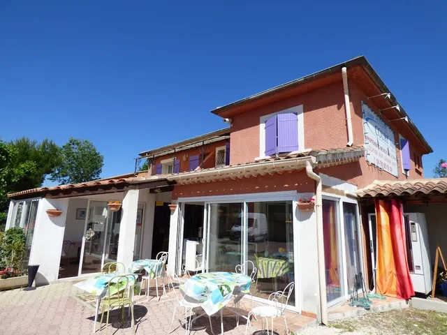 Hôtel Festival Sud Suites