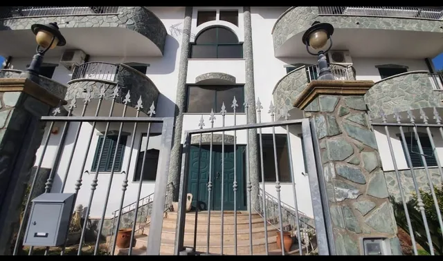 Don Michele Apartments