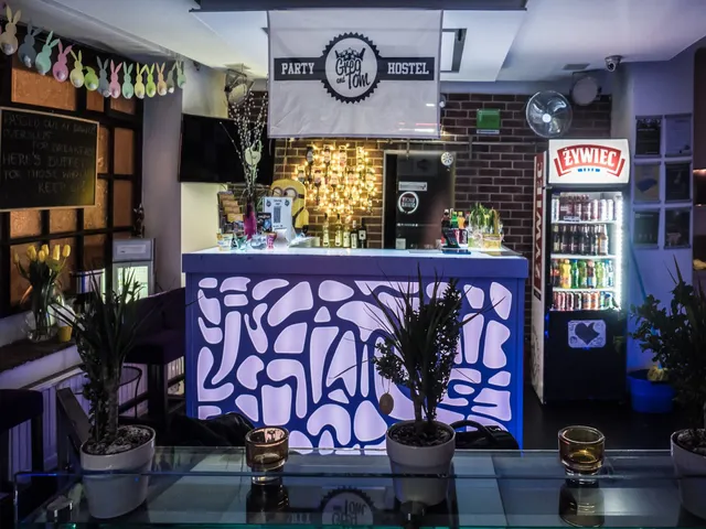 Greg & Tom Party Hostel