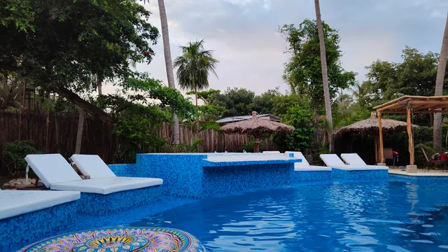 Hotel Ashly Loma Larga