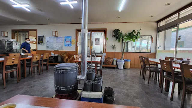 송원해장국.막국수