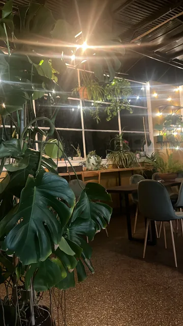 The Village Coffee Shoppe & Bistro