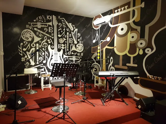 True Colours Live Music & Resto Bogor
