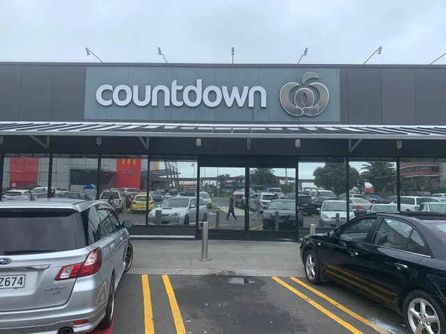 Woolworths New Plymouth Central