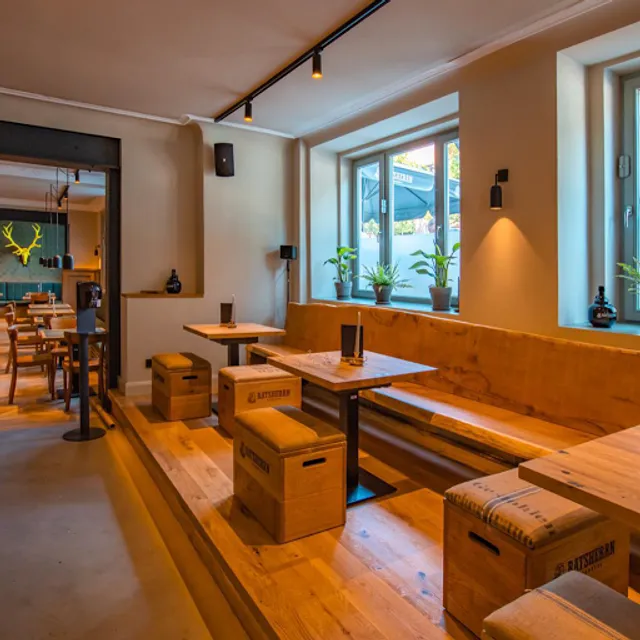 Ratsherrn - DAS LOKAL