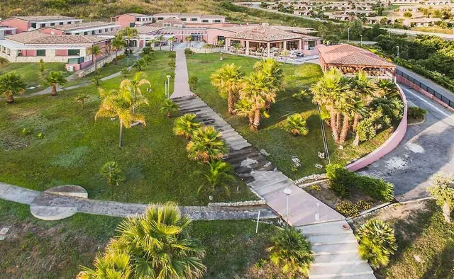 Apulia Hotel • Villaggio Club Baia di Dino