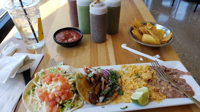 Burrito Parrilla Mexicana - Naperville Ogden