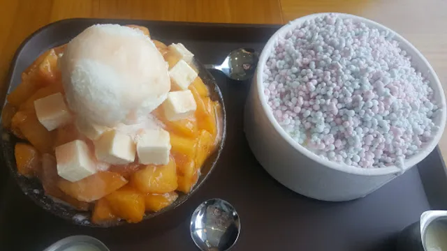 설빙군산진포점 (Sulbing Korean Dessert Café)