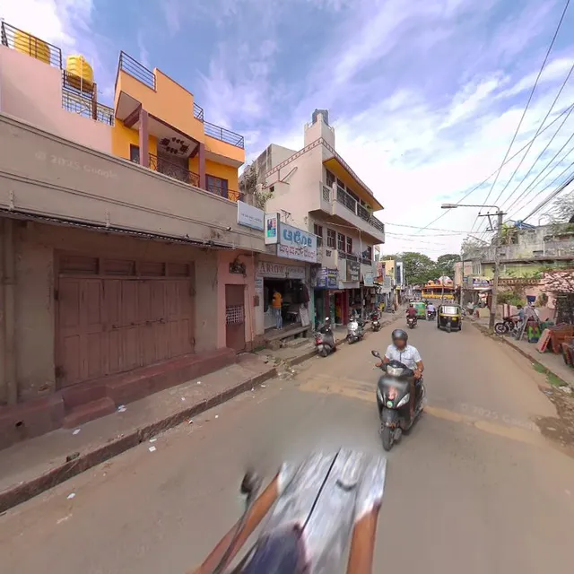 Hotel Raj Empire By WB Inn