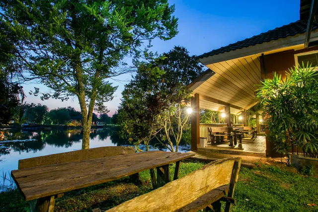 Pirom Lake and Resort ภิรมย์ เลค แอนด์ รีสอร์ท