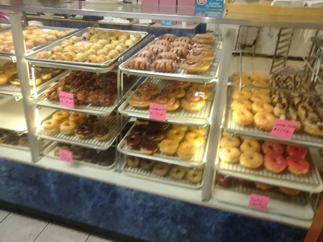 AM Donuts & Croissants