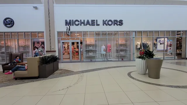 Michael Kors Outlet