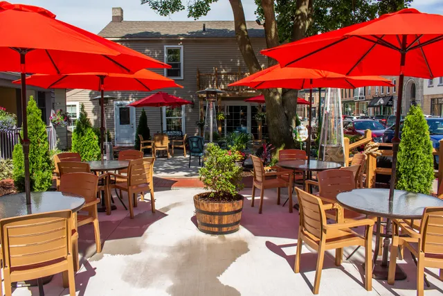 Paisano's On Broadway Italian Steakhouse