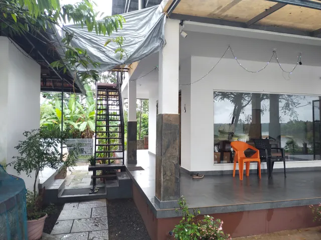 Manjadi Serviced Villa