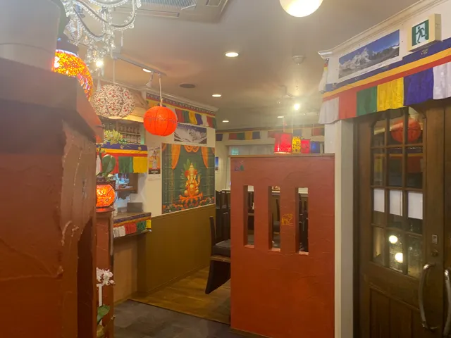 ASIAN DINING KHADKA PALACE アジアンダイニング カダカパレス