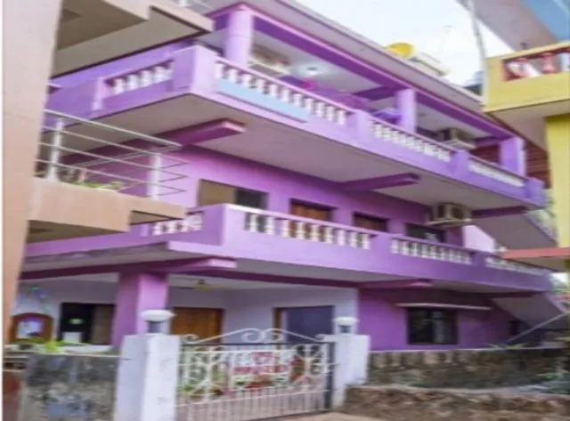 MADRID HOME close to beach in Goa