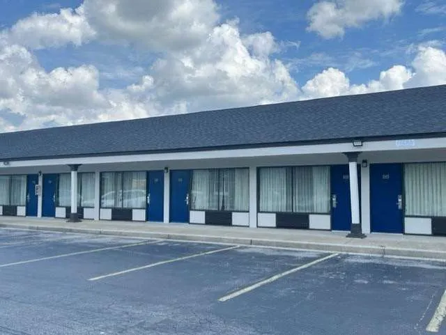 Studio 6 Suites Hinesville, GA