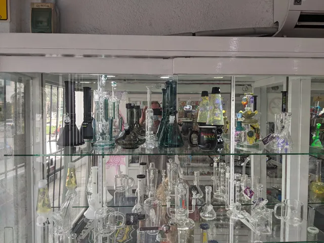 Smokeshop High-way 4:20