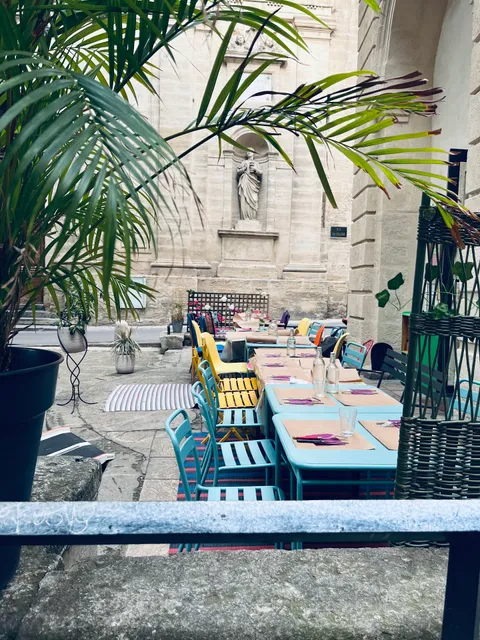 Mireille Café Moderne