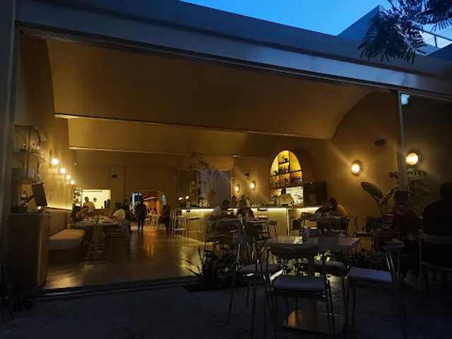 Vulcanos Chicago Style Pizza (Chapalita)