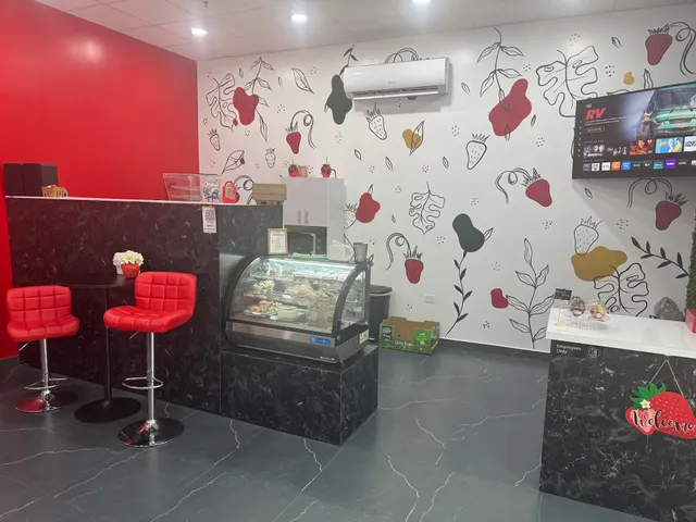 Fanneeh’s Dipped Sweets