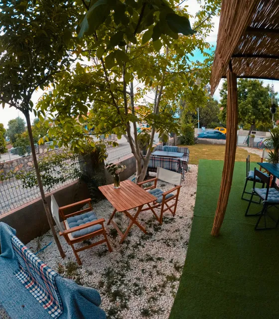 Love Breakfast & Eatery