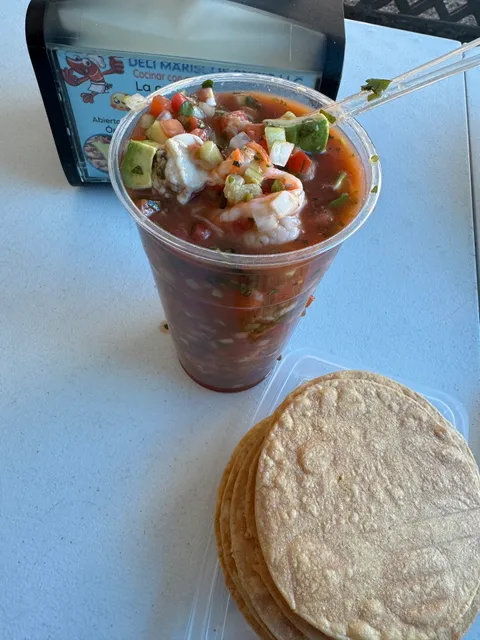 DELI MARISCOS YOYI'S LLC