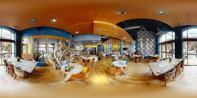 Mortons Kitchen, Bar & Deli Restaurant