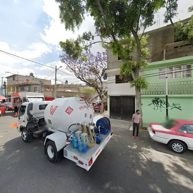 Gorditas de chicharron