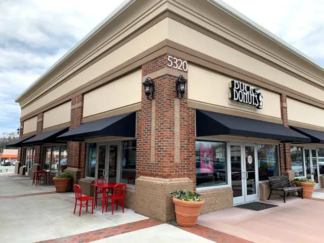 Duck Donuts