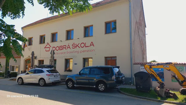 Penzion, restaurace, bowling Dobrá Škola