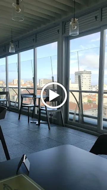 Cafetaria El Corte Inglés Gaia Porto