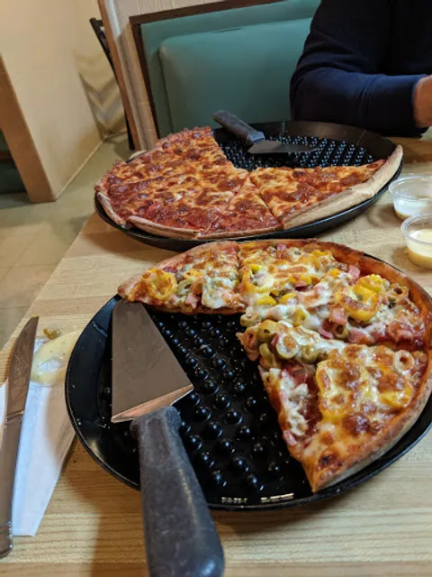 The Pizza House Clyde