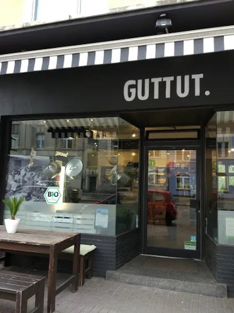 Café GUTTUT. - Dortmund