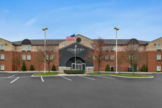 Country Inn & Suites by Radisson Benton Harbor/St Joseph