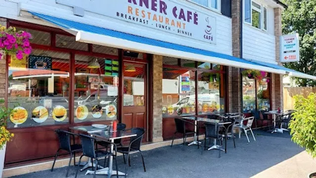 Corner Café