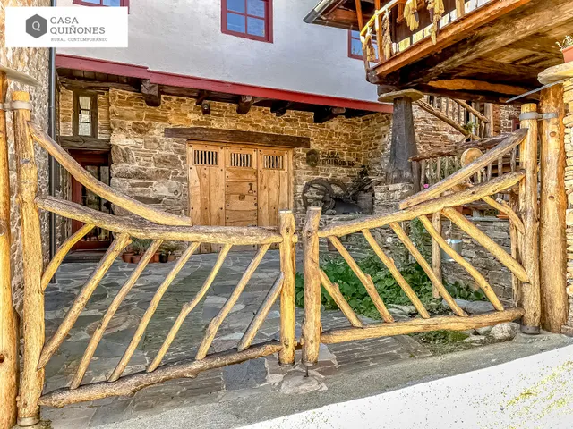 Casa Quiñones. Aptos turísticos. Navia de Suarna. Os Ancares. Lugo
