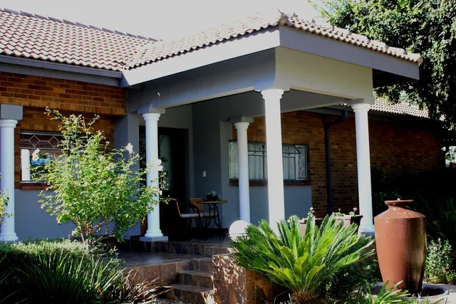 Moments Guest House - Klerksdorp