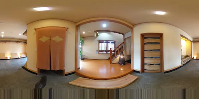 割烹かねたまいち 平原商店