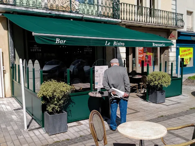 Le Bistro