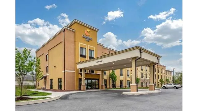 Comfort Inn PA Turnpike - I-81