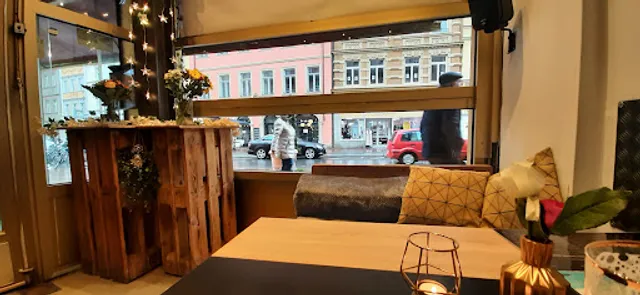 Mammamia Pizzeria Vino Bar