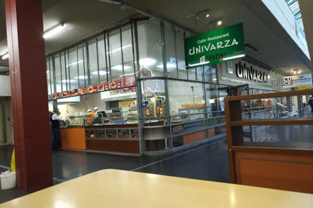 Café Restaurant Univarza