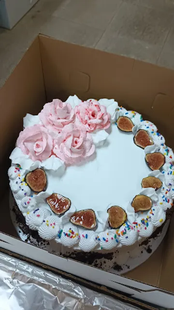 Chef’s Restaurant & Bakery