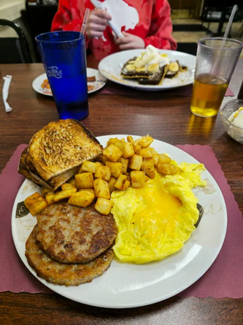 Toast And Roast Cafe